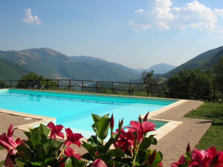 Agriturismo Roccagelli - Chambres d'hôtes Vallo di Nera