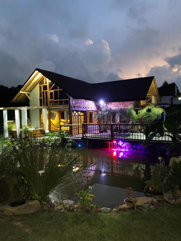Chalet del lago Santa Elena - B&B Santa Helena