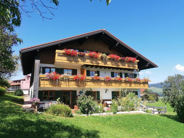 Gästehaus Finkel - B&B Maderhalm
