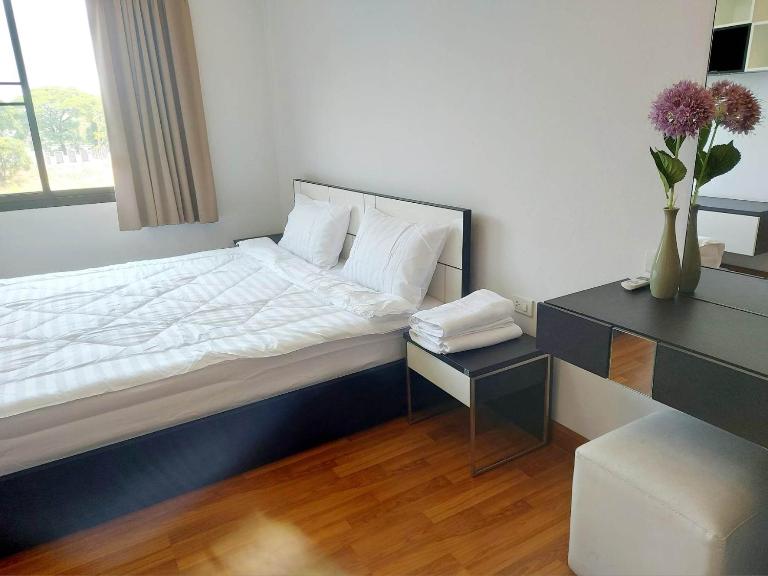 Cat Mama Penthouse Vtwin service apartment - B&B Chiang Mai
