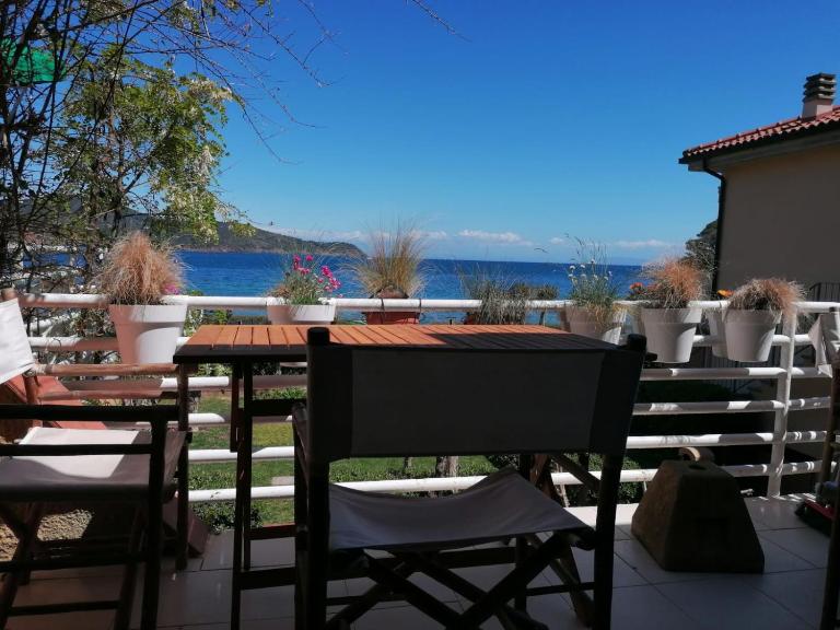 sapore di mare casale grandangolo - Chambres d'hôtes Capoliveri