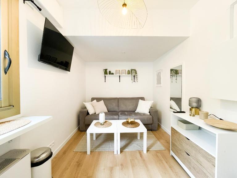 Studio bord de mer 2 - B&B Menton