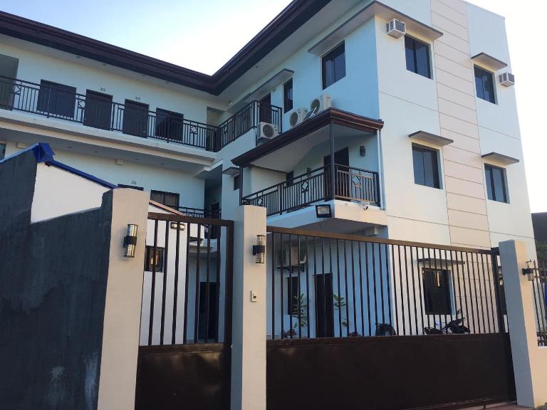 Donadel Hometel - B&B Iloilo City