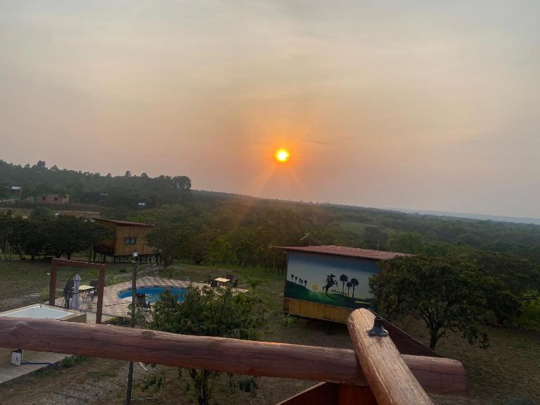 GLAMPING Y CABAÑAS EL MANÁ - Bed and Breakfast Villanueva