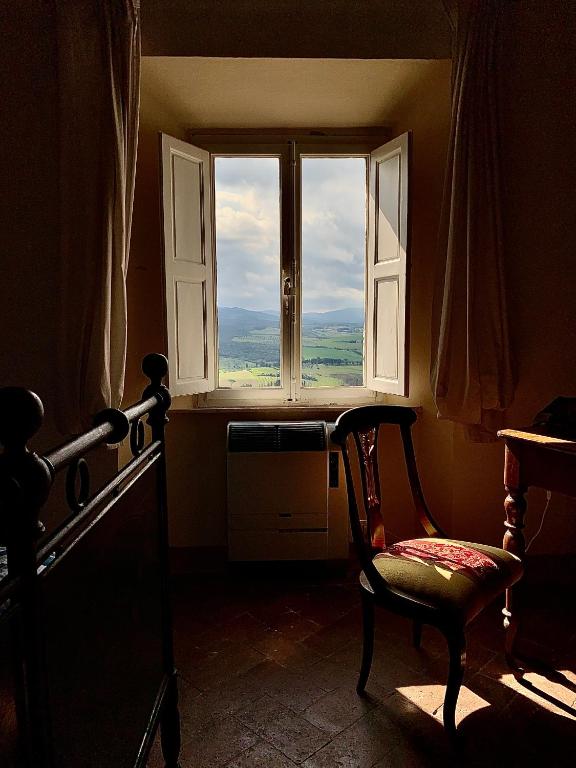 Casa Cerboneschi B&B in a medieval village with Panoramic Tuscan Hills - B&B Casale Marittimo