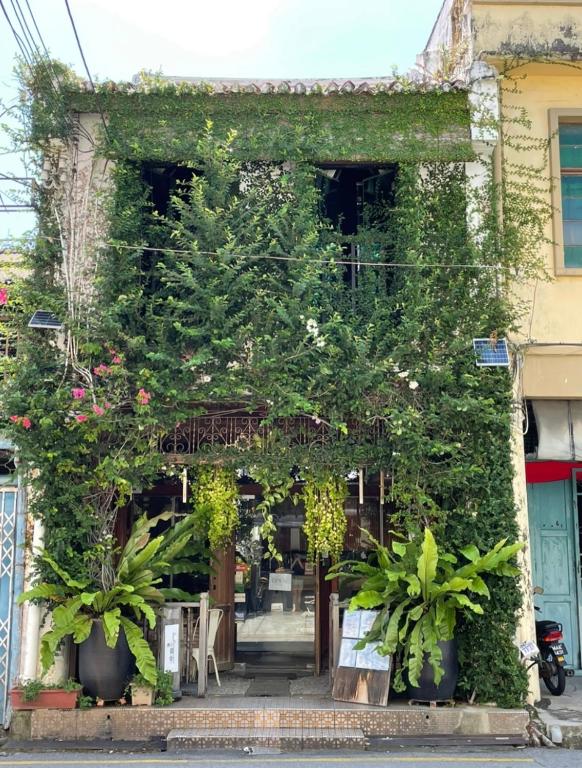 The Opposite Place - B&B Malacca