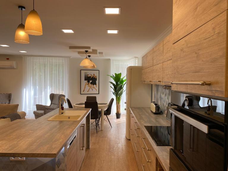 Ground Floor Park Bestern - B&B Szeged