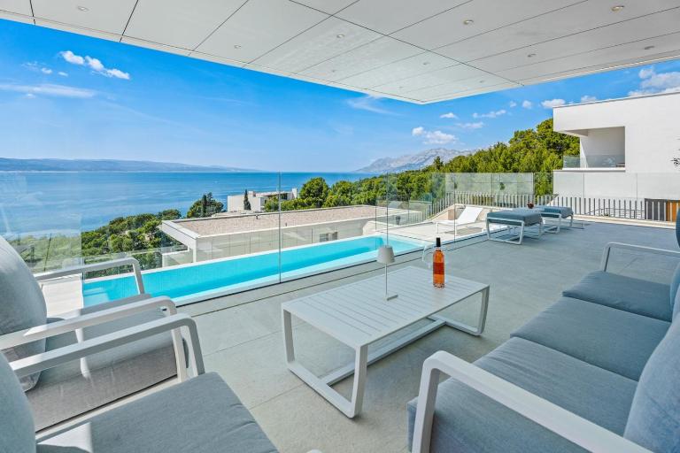 Seaview villa with Wellness, Dreams Of Dalmatia I - Ferienwohnung Baška Voda