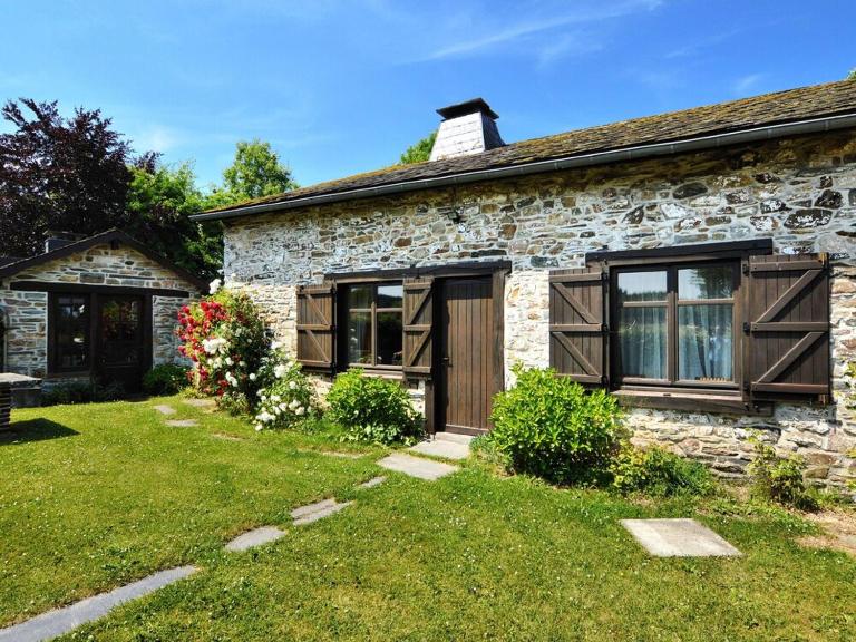 Gite : Le vi colombage de Petites-Tailles - Bed and Breakfast Vielsalm