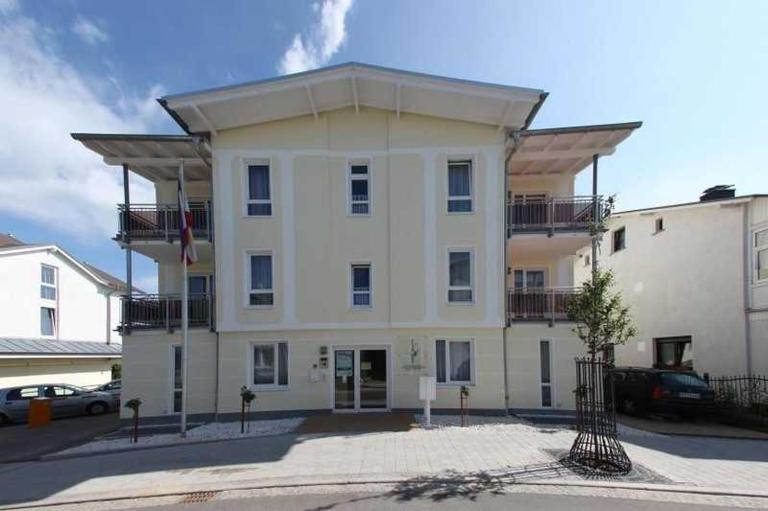 Ferienwohnung Elisenhof 45461 - B&B Ostseebad Göhren