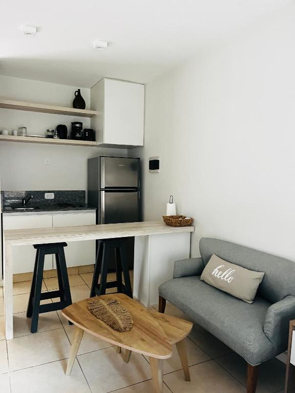 Champa Apart Pilar - Departamentos con kitchenette en zona Parque industrial, H Austral y a mts de autopista panamericana - B&B Pilar