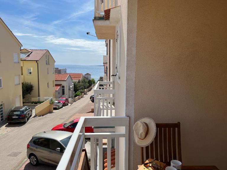 Sunny Day Mandre - B&B Mandre
