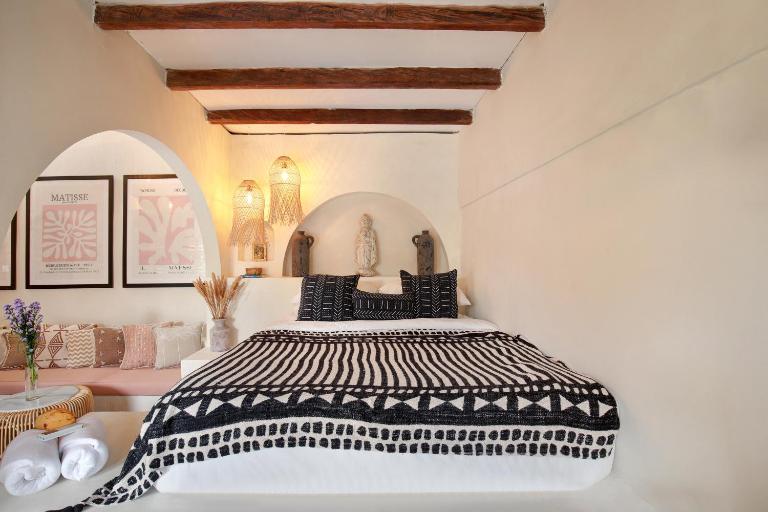 Seminyak Beach Bungalow Studio Villa 1 with private pool SBB1 - B&B Seminyak