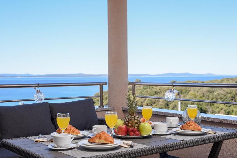 Sunset Beach Suites - Ferienwohnung Kožino