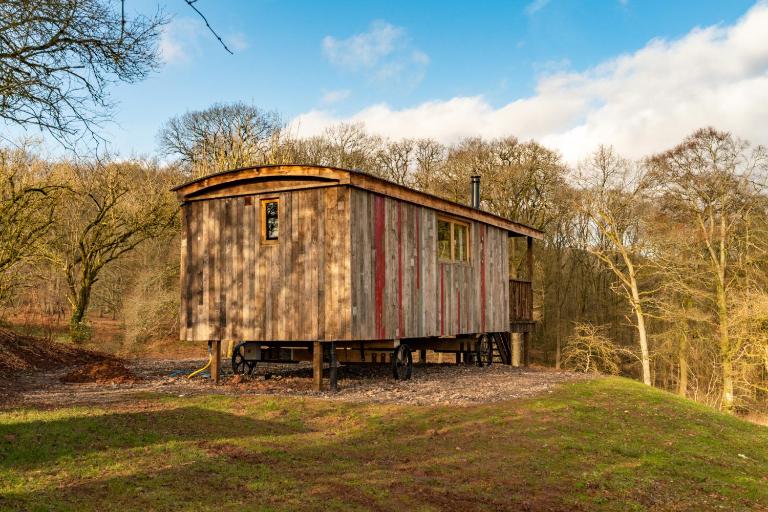 Bertha Shepherd's Hut - B&B Lydney
