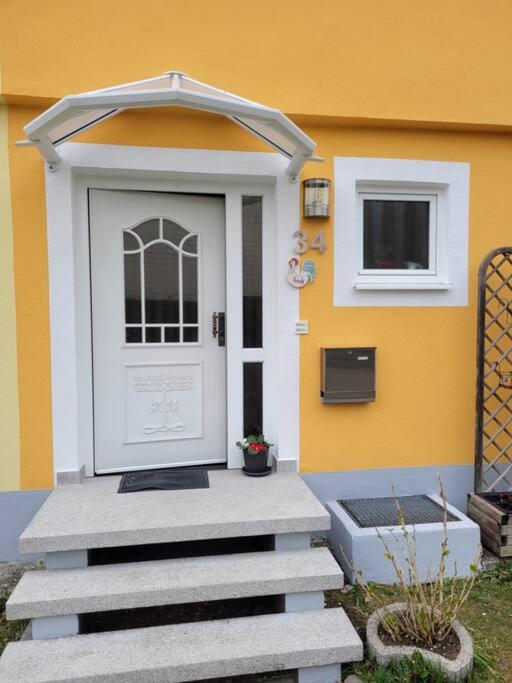 3-Room Apartment in Rowhouse - Oktoberfest, Trade Shows, Business - Ferienwohnung Maisach