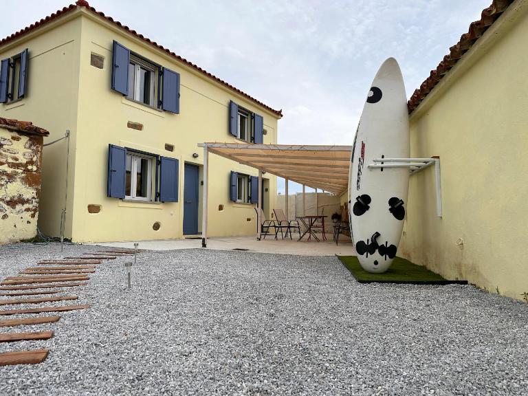 Surf-themed stone house at Kalliopi 2 - B&B Kalliópi