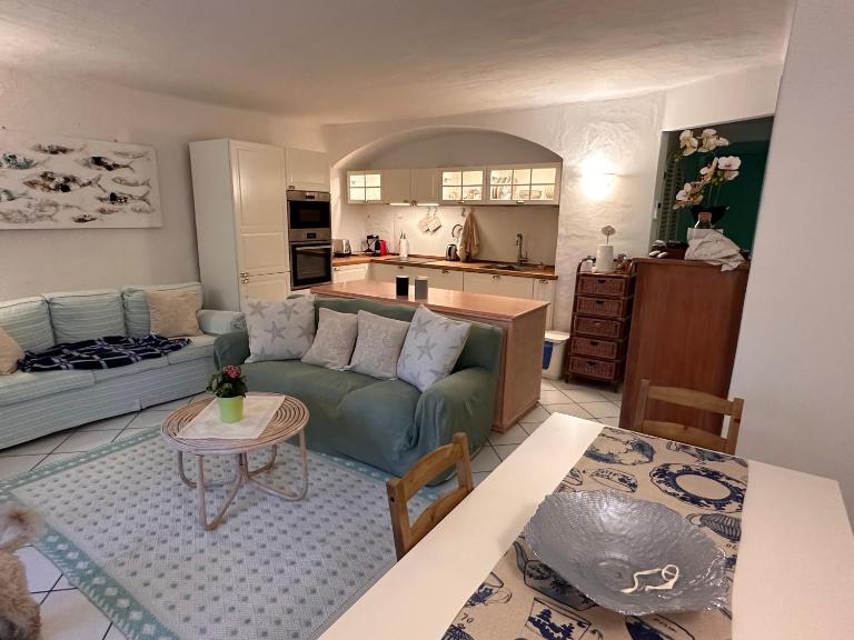 Avalon Holidays - Ferienwohnung Porto Rotondo