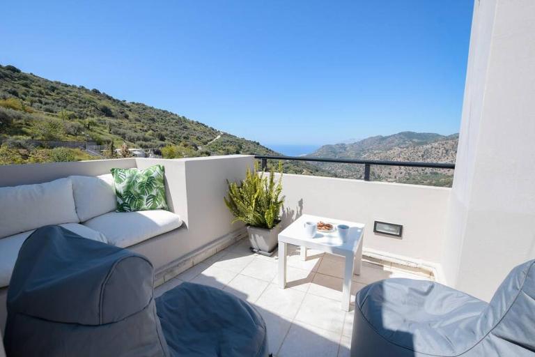 Euphoria Cretan Living- Live the Cretan Hospitality - B&B Sikológos