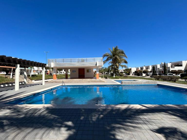 Relajante casa con alberca & auto check-in - B&B Mazatlán