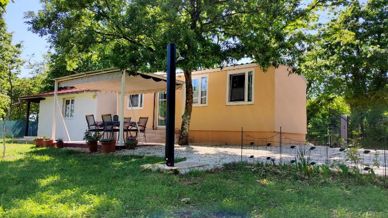 Tiny house Dora - B&B Marčana