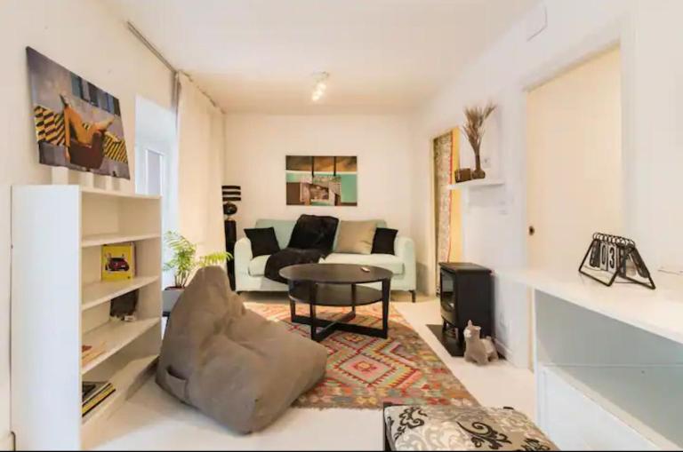 CENTRAL MONKEY APARTMENT - Grupo RH Santander - B&B Santander