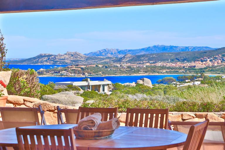 Cottage Sardinia by KlabHouse - Chambres d'hôtes Palau