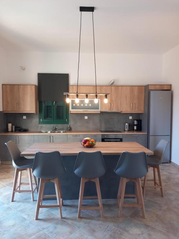 Aurora Andros House - Ferienwohnung Kórthio