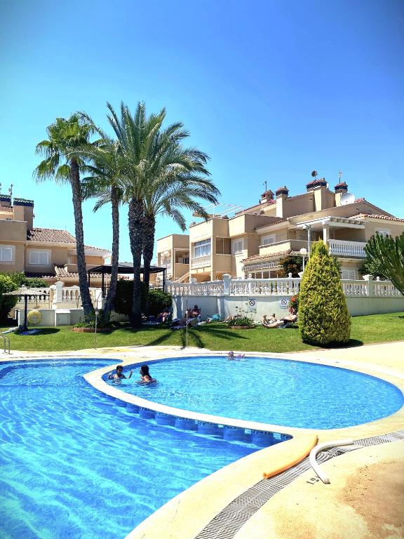 Casa Ana & Peter / Zeniamar - B&B Orihuela