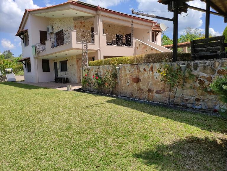 Villa Kostas - Chambres d'hôtes Néa Kallikráteia