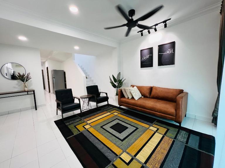 Iseymia Homestay - B&B Kampong Alor Gajah