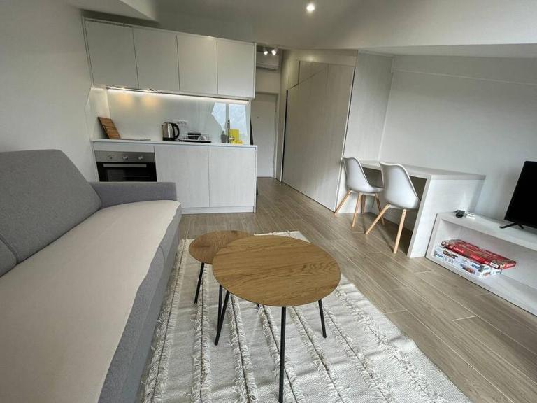 Mini Condos® 30DL - Studio 2 minutes to waterfront - Bed and Breakfast Tivat