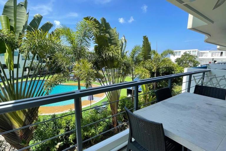 Karon Butterfly Condominium Brandnew 68m2 apartment, seaview, pool access, 500m to beach - B&B Karon Beach