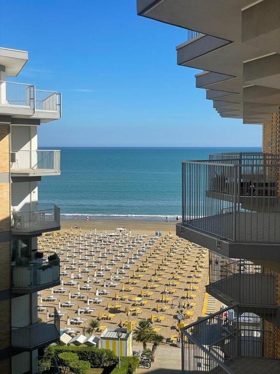 RESIDENCE CENTRO COMMERCIALE - WALTERIGATO Apartments SOLO PER FAMIGLIE - B&B Lido di Jesolo
