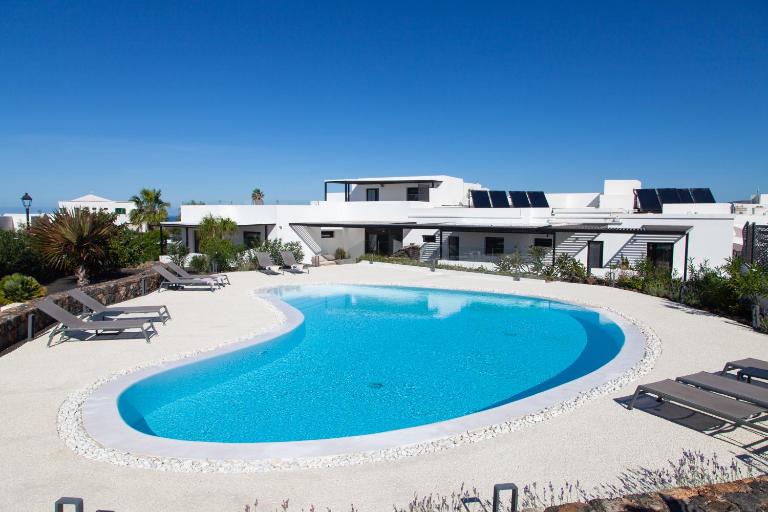 Mana EcoRetreat - Bed and Breakfast Las Breñas
