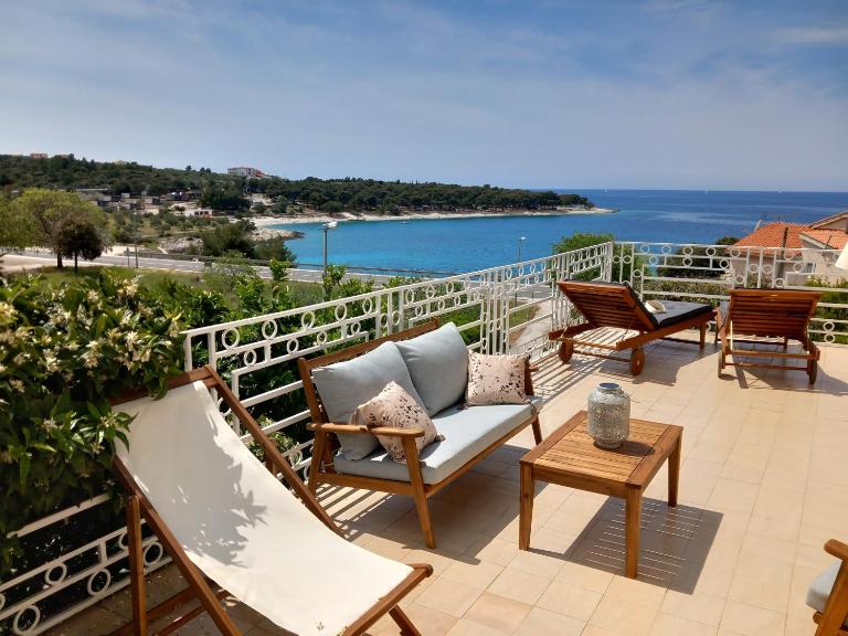 APARTMANI BLAŽE - B&B Dolići