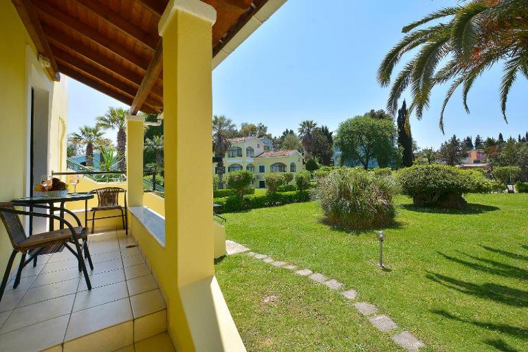 Calm & Peaceful - B&B Govino