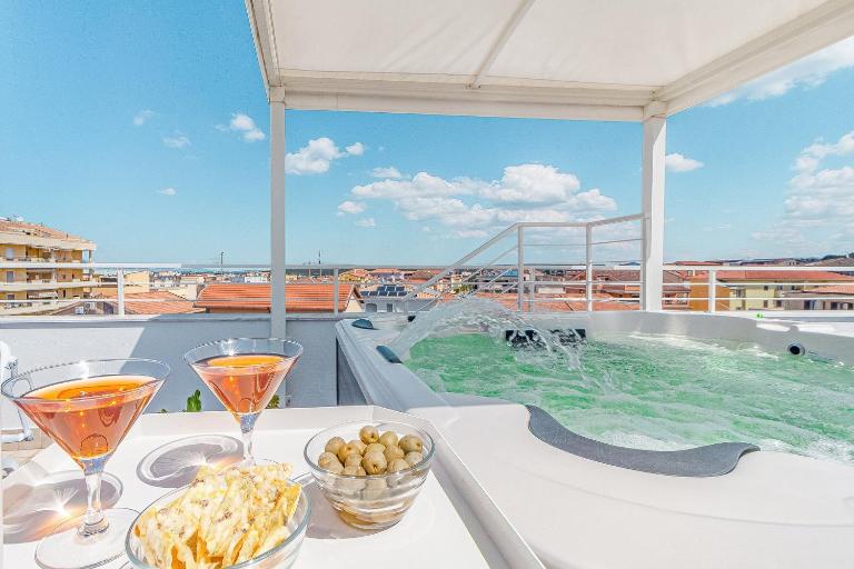 Skyfive Water Apartment - Ferienwohnung Alghero