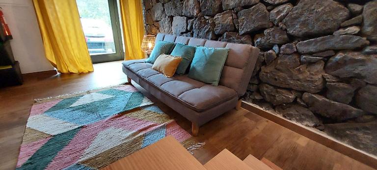 Ti Chôa - Casa da Praça - B&B Angra do Heroísmo