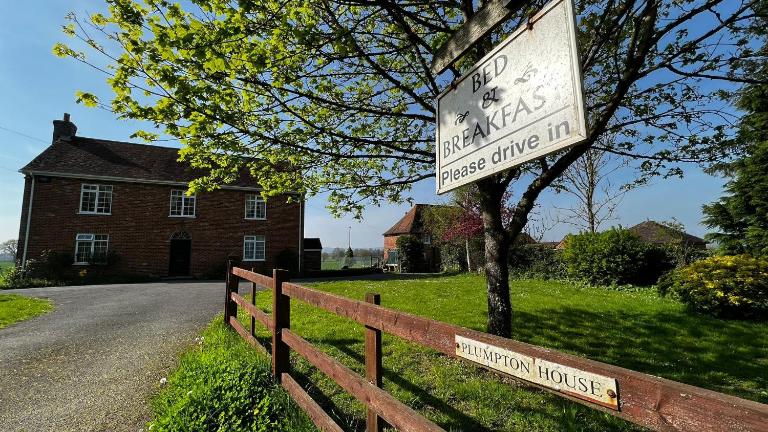 Plumpton House - Bed and Breakfast Ashford