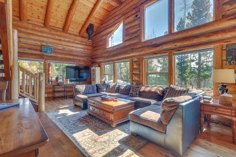 Access to Rocky Mtn Nat'l Park: Grand Lake Cabin - B&B Grand Lake