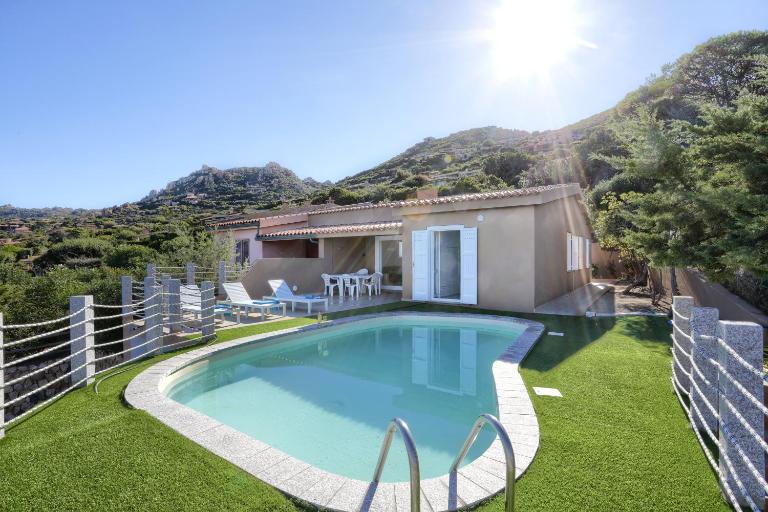 Pireo by DomusAway - Ferienwohnung Costa Paradiso