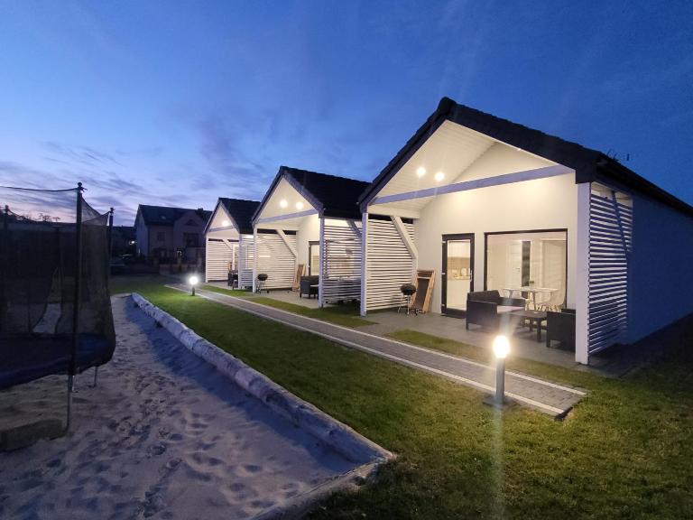 Domki Magdalenka - B&B Łeba
