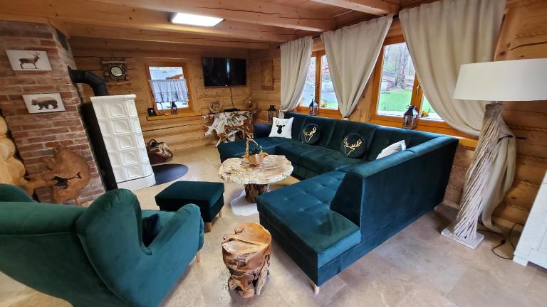 Osada Kuboski Dom z Bali Leśny Zakątek - Chambres d'hôtes Kamesznica