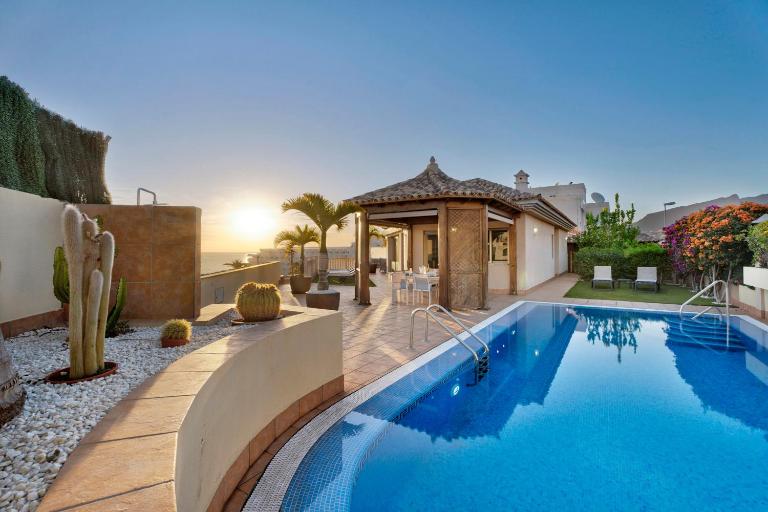 Magnifica Villa Happy Holidays con piscina en los Gigantes - Ferienwohnung Puerto de Santiago
