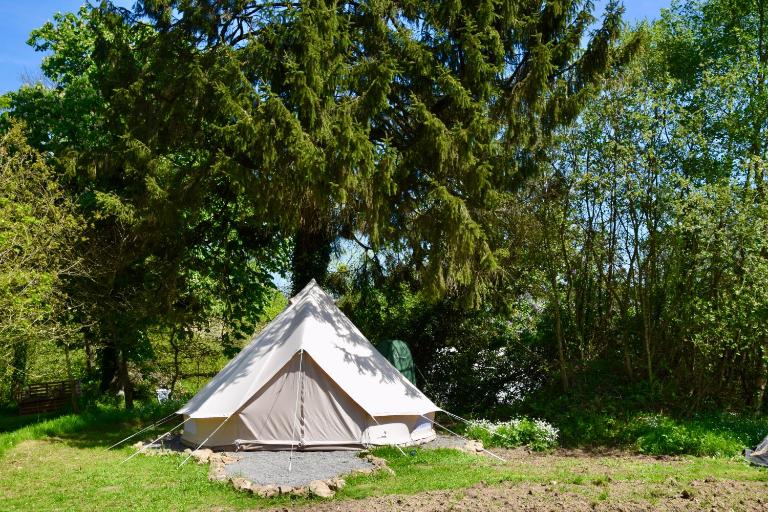 L'Angeberdière - Tente nature au calme - B&B Saint-Mars-sur-la-Futaie
