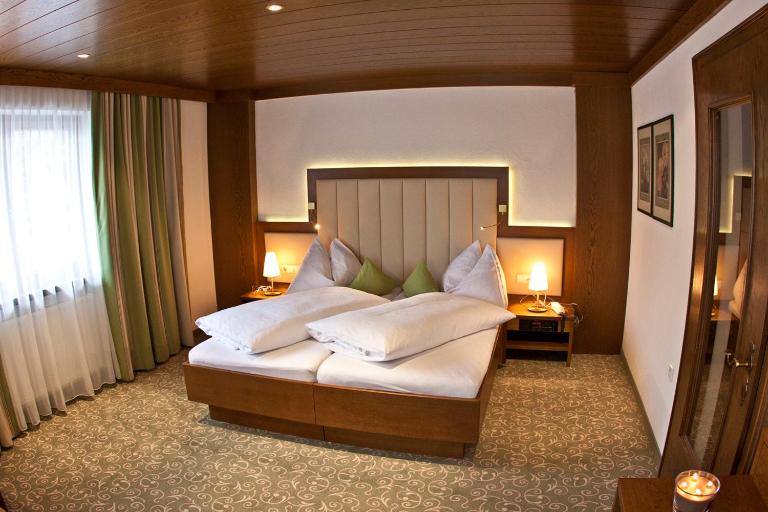 Hotel Garni Pra Posta - B&B Ischgl