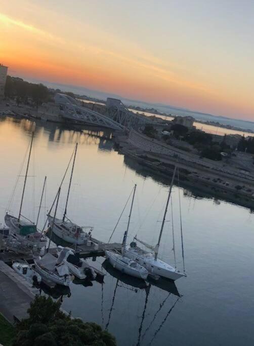 Séte 6eme vue sur le canal et l'étang - B&B Sète