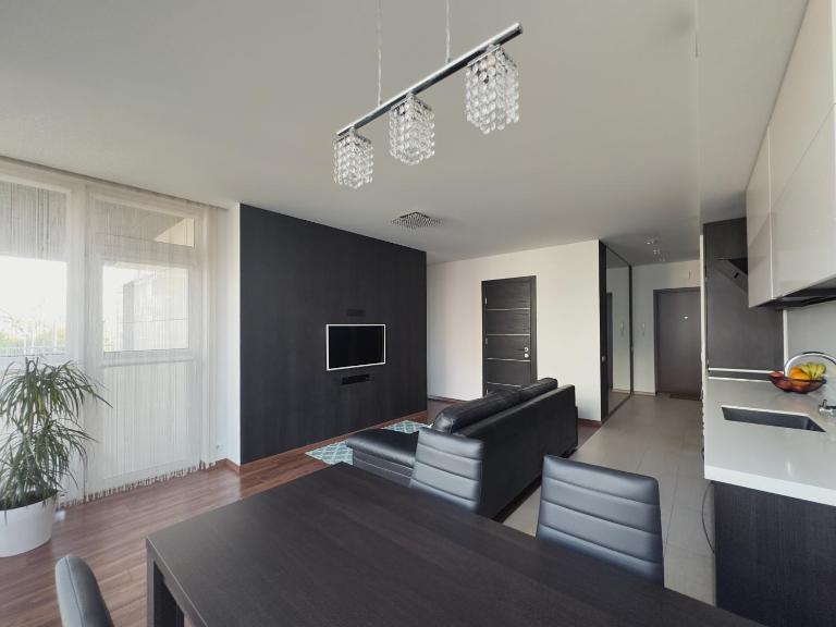 25C Apartment free parking & self check in - B&B Klaipėda