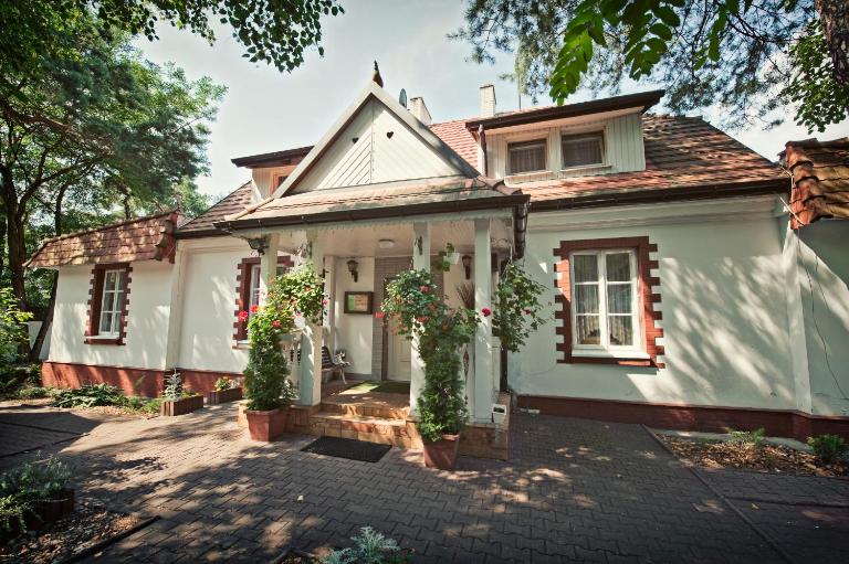 Dworek Pokoje Gościnne - B&B Olsztyn